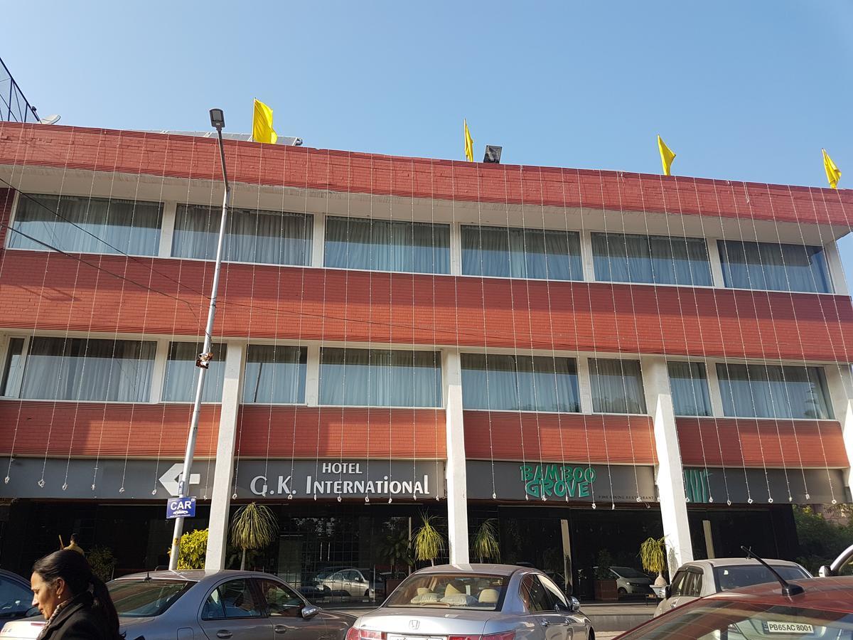 Hotel Gk International Chandīgarh Eksteriør billede