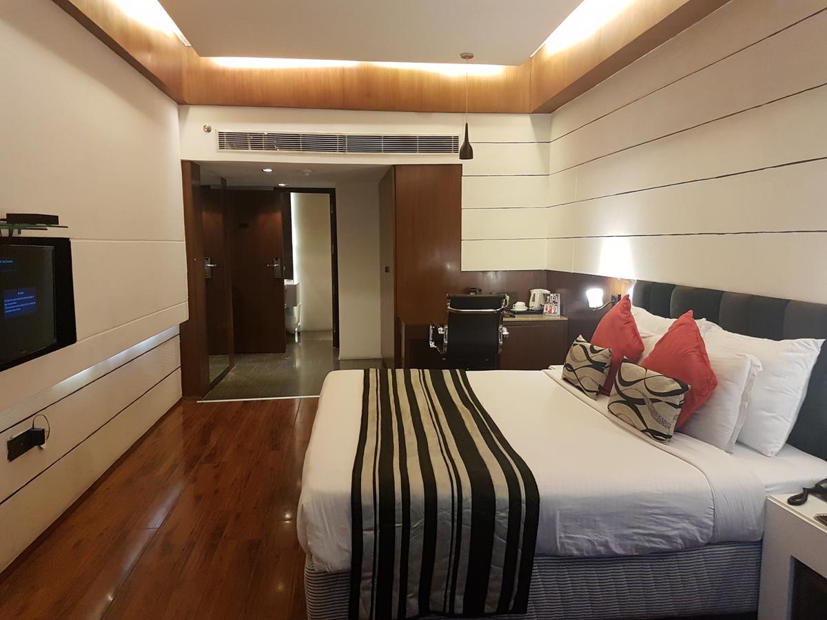 Hotel Gk International Chandīgarh Eksteriør billede