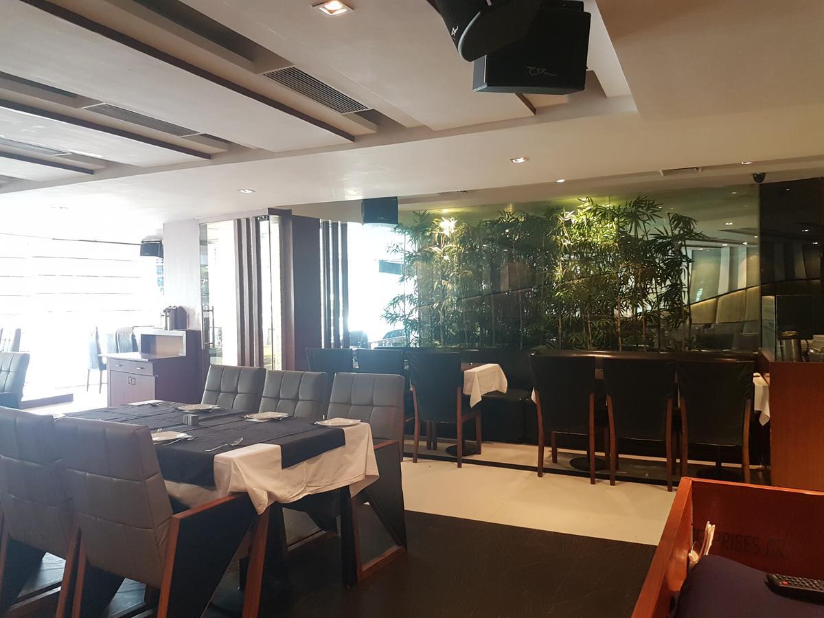 Hotel Gk International Chandīgarh Eksteriør billede