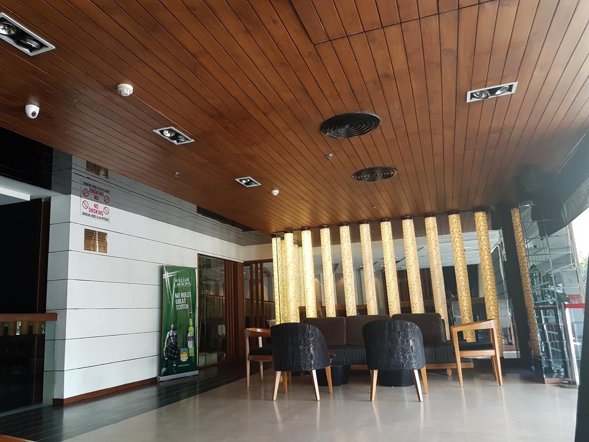 Hotel Gk International Chandīgarh Eksteriør billede