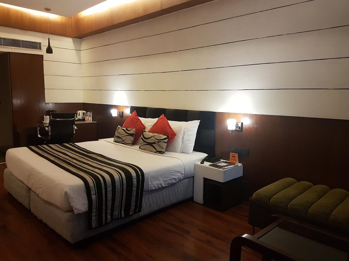 Hotel Gk International Chandīgarh Eksteriør billede