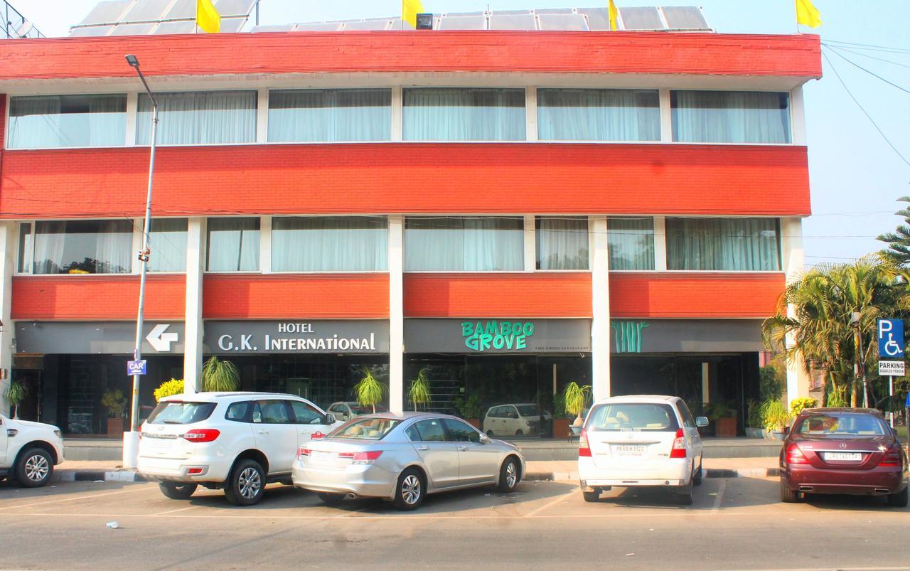 Hotel Gk International Chandīgarh Eksteriør billede